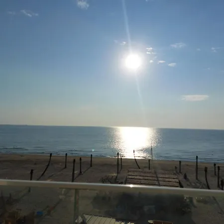 Apartament De Lux Zev Mediteraneo דירה