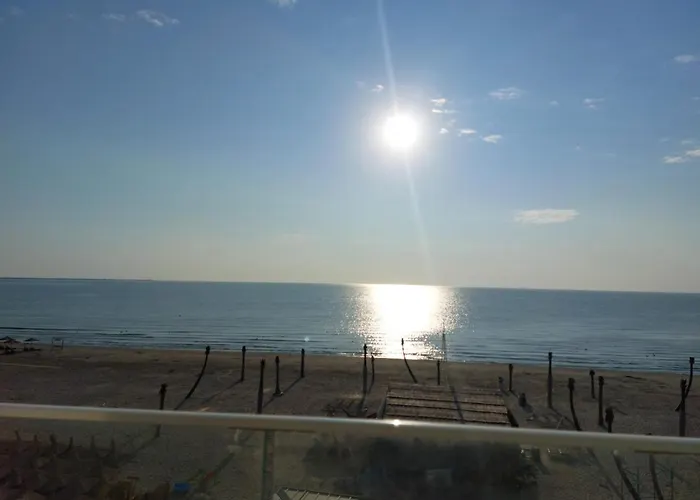 Apartament De Lux Zev Mediteraneo Apartment